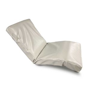 SmallSittingChamberChairLeatherCover1