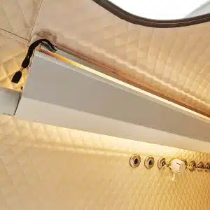 hyperbarichardshellchamberinisidelight 1695573602634