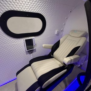 33d multiplace chamber with white seats scaled