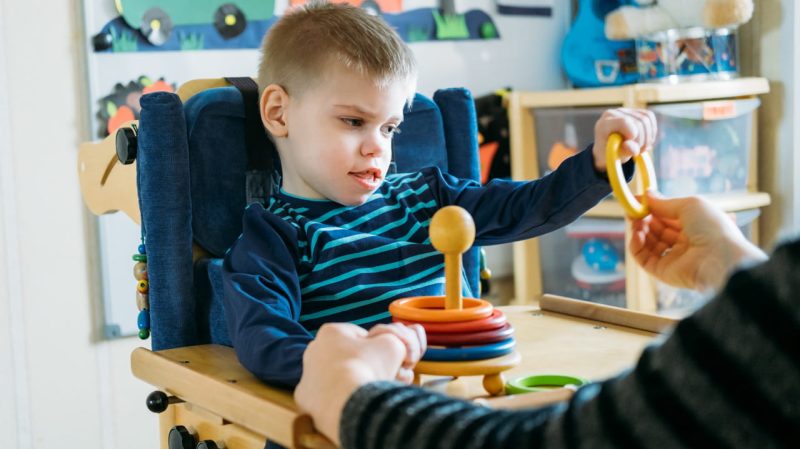 1 Hyperbaric Oxygen Therapy and Sensory Processing in Autism What Parents Need to Know